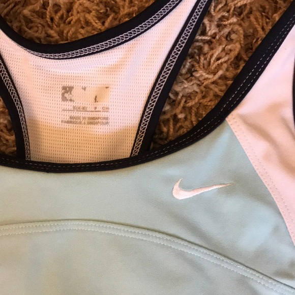 NIKE running shirt - Picture 2 of 5
